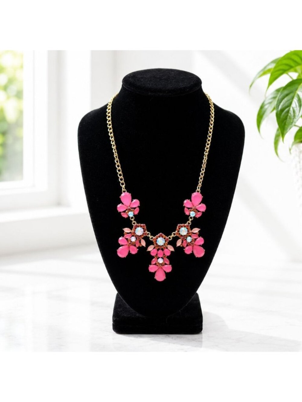 Vintage Gold-Tone Statement Necklace With Pink & Crystal Floral Accents Chain Le
